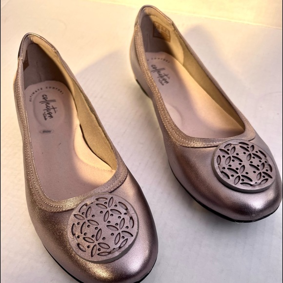 Clarks Bronze Wide Width Ultimate Comfort Collection - Picture 2 of 8